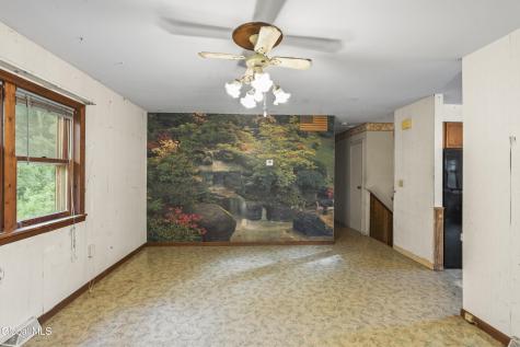 3908 New York 7 Hoosick Falls NY 12090