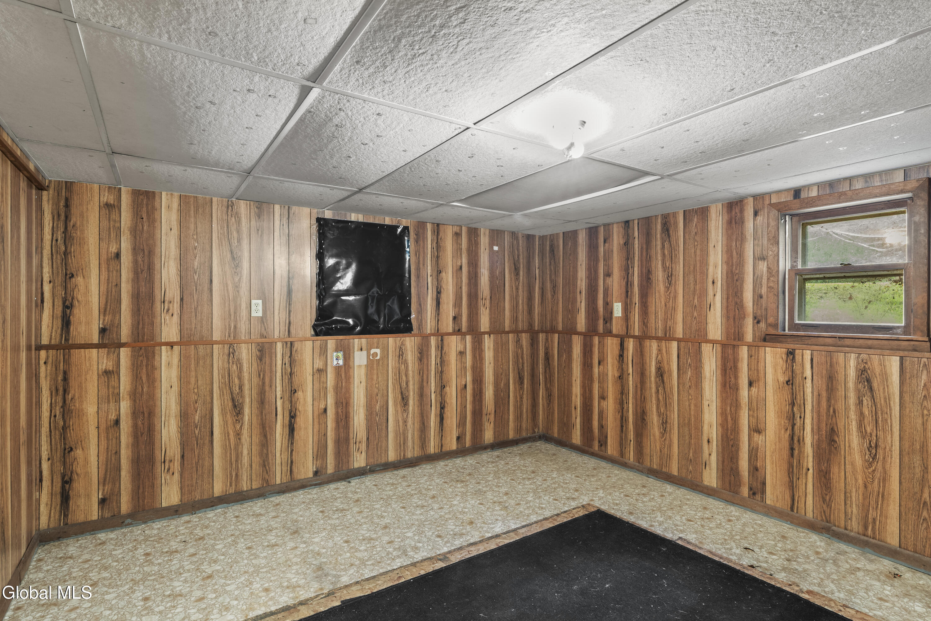3908 New York 7 Hoosick Falls NY 12090