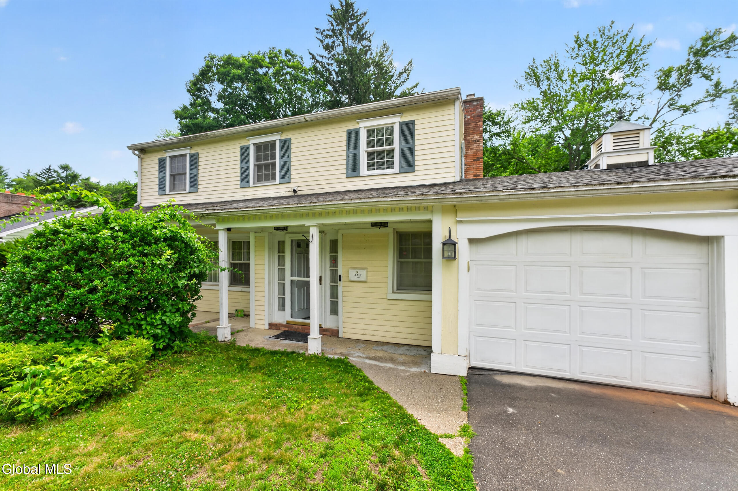 22 Bri Lan Avenue East Greenbush NY 12061