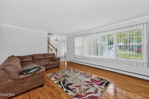 22 Bri Lan Avenue East Greenbush NY 12061