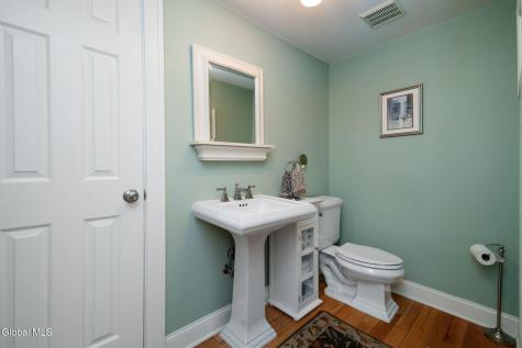 22 Kling Terrace Voorheesville NY 12186