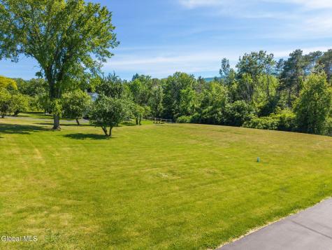 22 Kling Terrace Voorheesville NY 12186