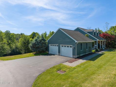 22 Kling Terrace Voorheesville NY 12186