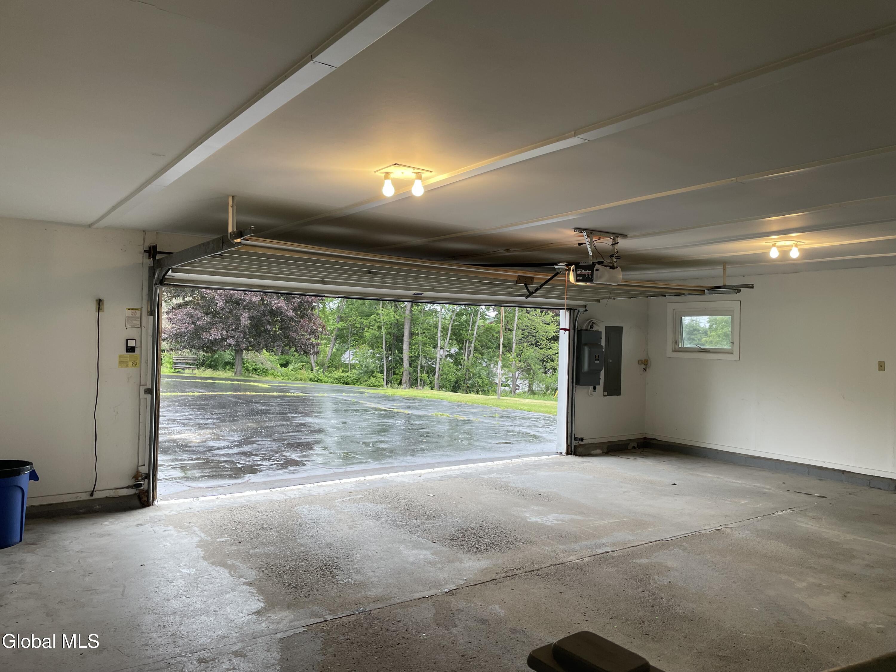 53 Sharon Lane East Schodack NY 12063
