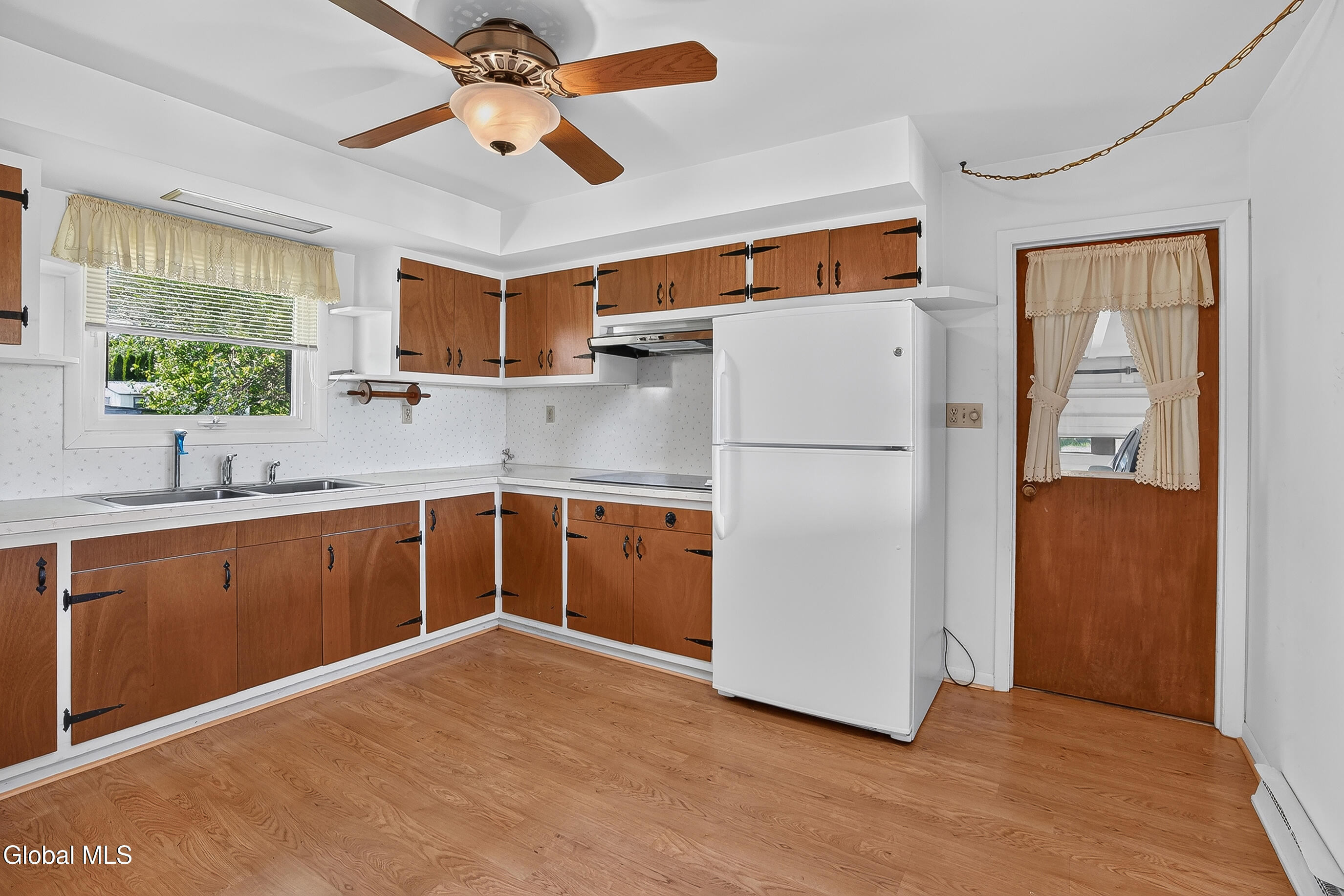 53 Sharon Lane East Schodack NY 12063