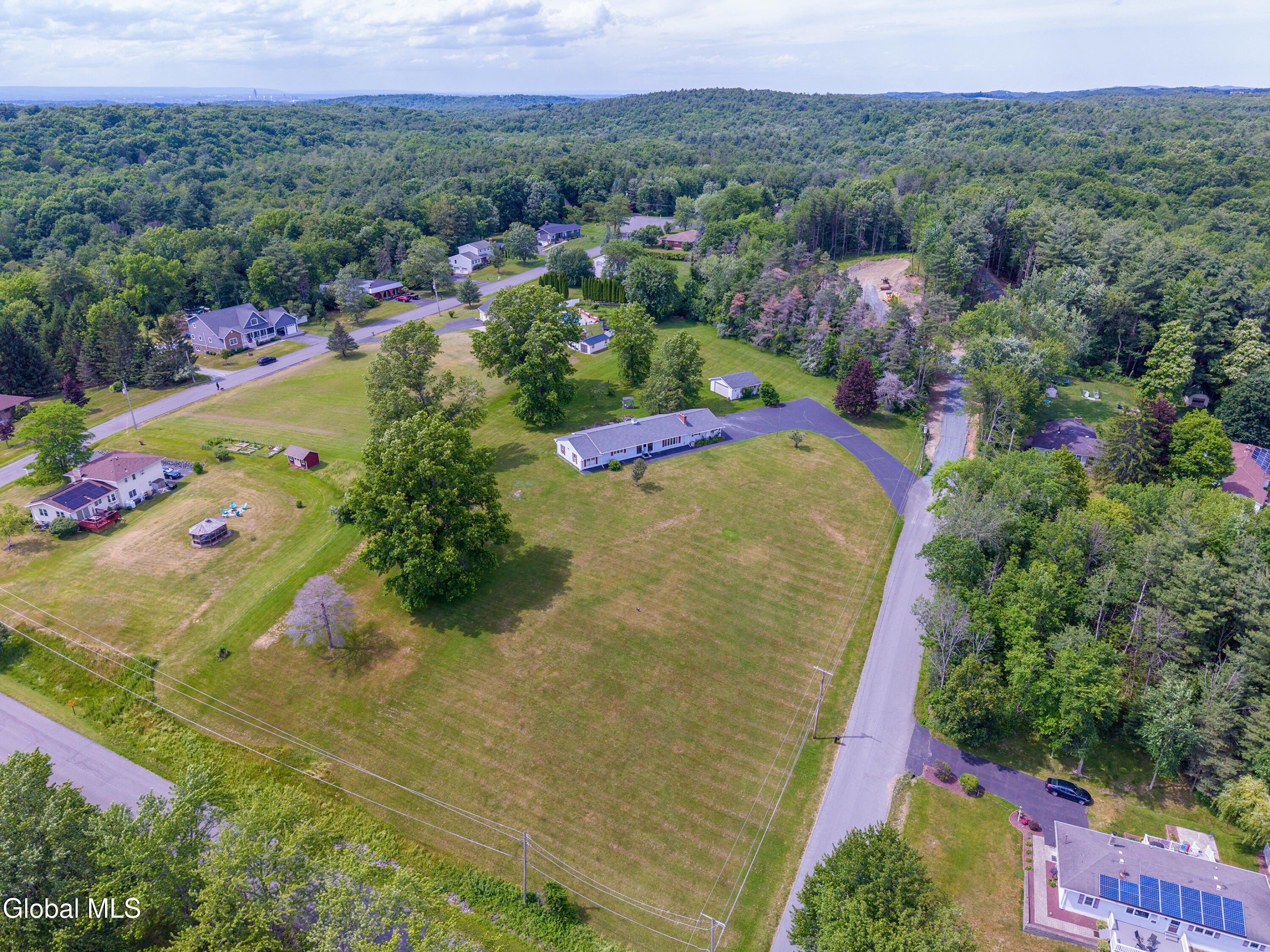 53 Sharon Lane East Schodack NY 12063