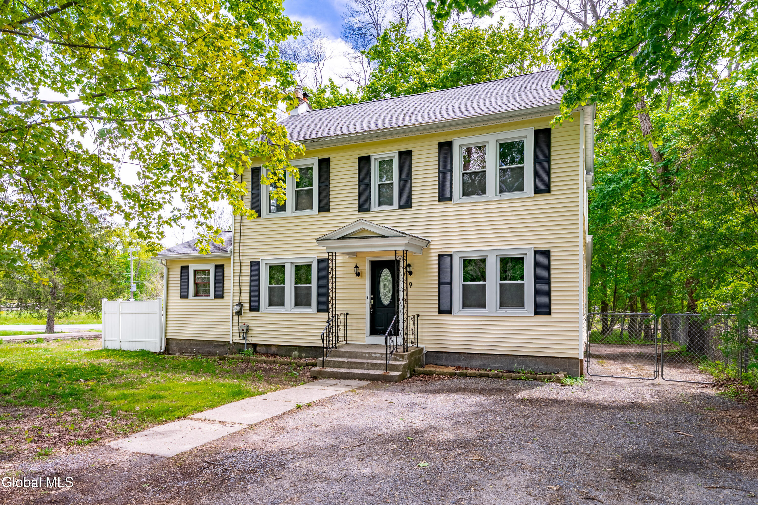 9 Schermerhorn Road Rotterdam NY 12306