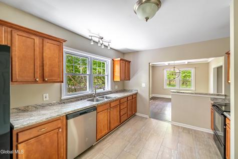 9 Schermerhorn Road Rotterdam NY 12306