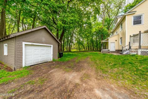 9 Schermerhorn Road Rotterdam NY 12306