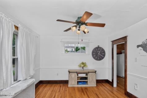 1362 Myron Street Niskayuna NY 12309
