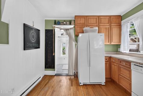 1362 Myron Street Niskayuna NY 12309