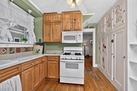 1362 Myron Street Niskayuna NY 12309