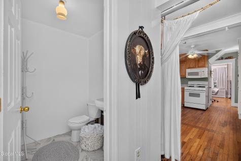 1362 Myron Street Niskayuna NY 12309