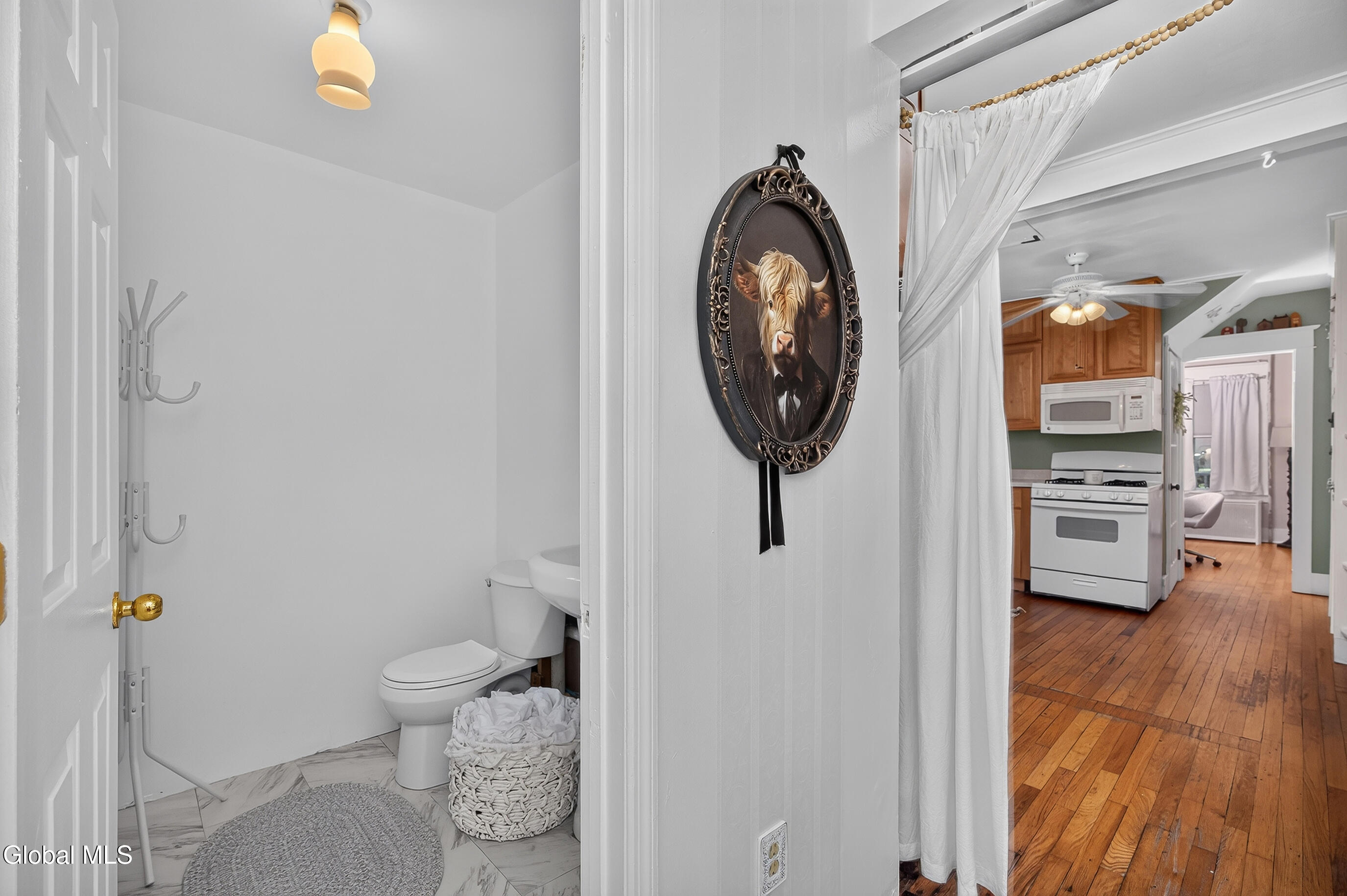 1362 Myron Street Niskayuna NY 12309