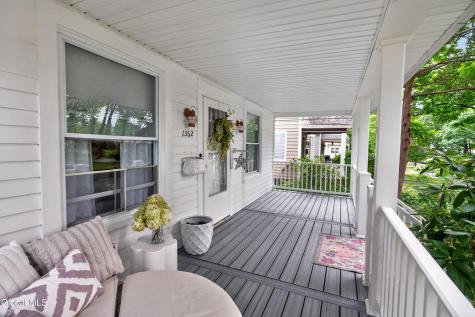 1362 Myron Street Niskayuna NY 12309