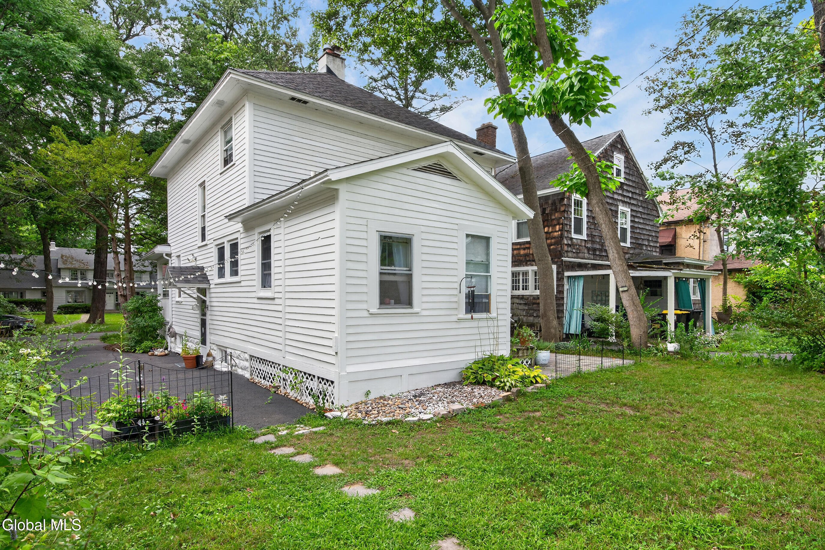 1362 Myron Street Niskayuna NY 12309