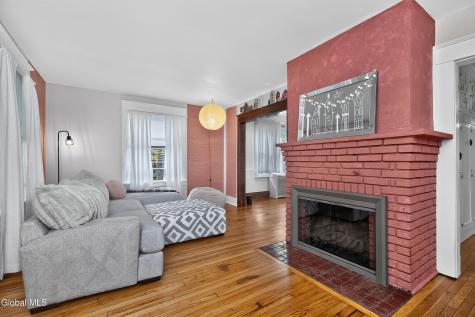1362 Myron Street Niskayuna NY 12309