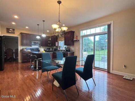 26 Addison Way Rexford NY 12148