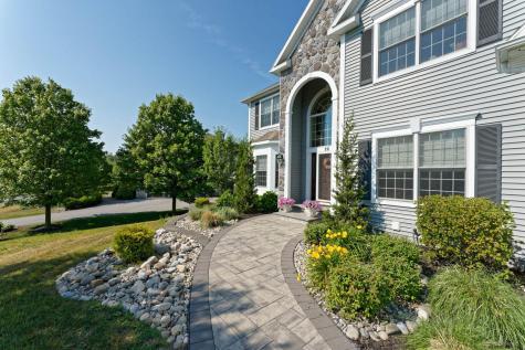 26 Addison Way Rexford NY 12148