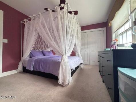 26 Addison Way Rexford NY 12148