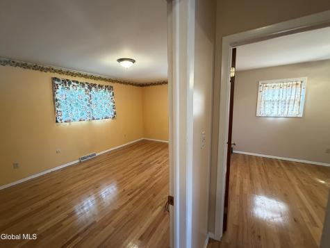 4 Nicholas Drive Albany NY 12205
