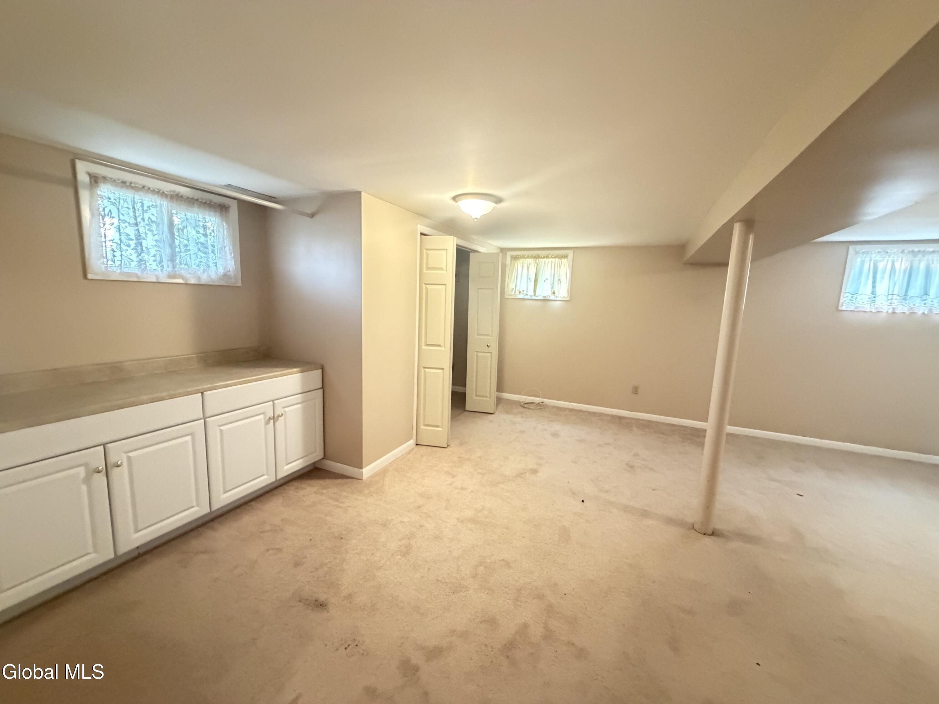 4 Nicholas Drive Albany NY 12205