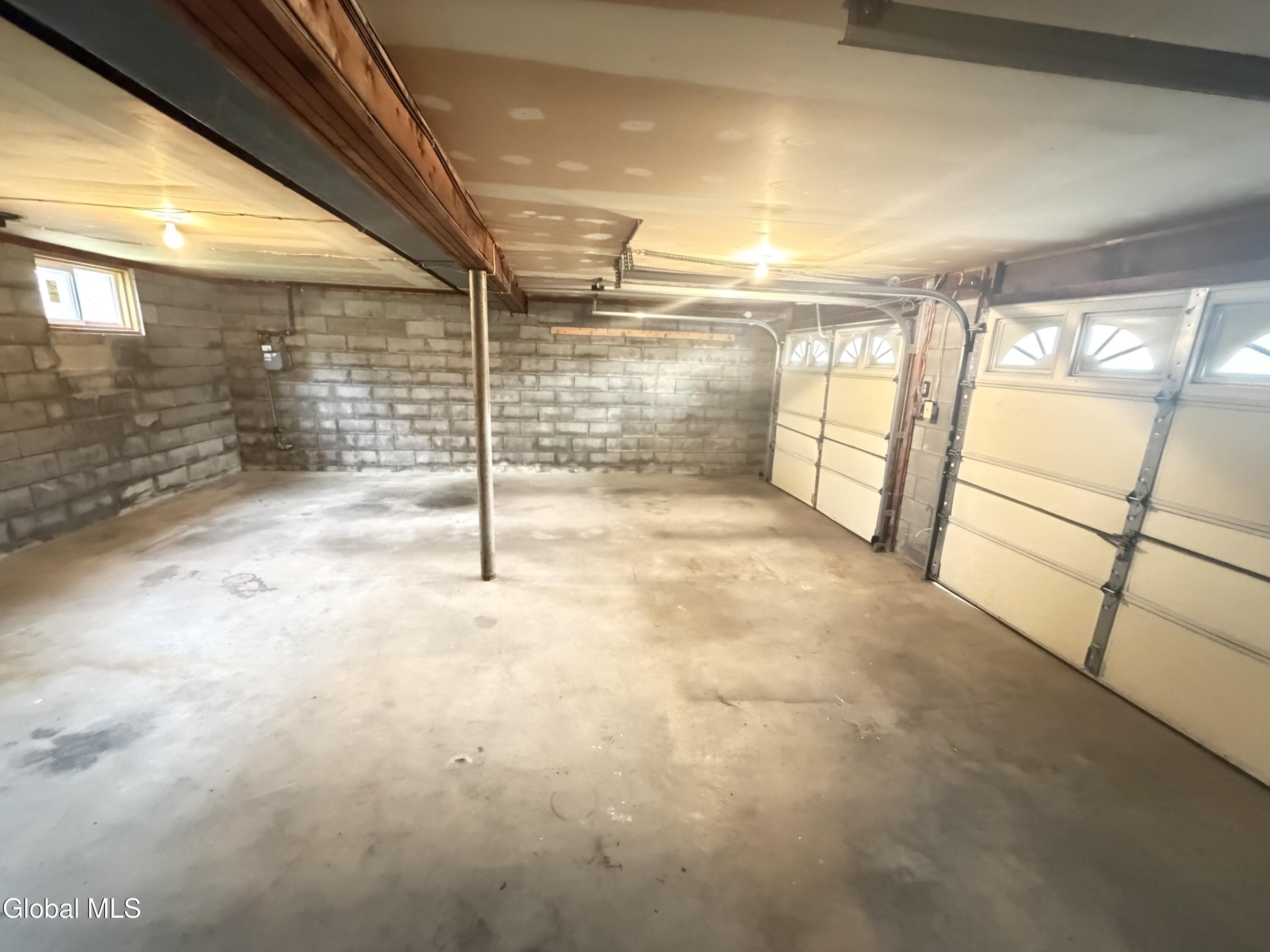 4 Nicholas Drive Albany NY 12205