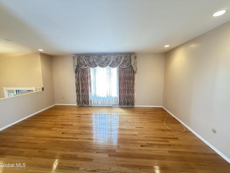 4 Nicholas Drive Albany NY 12205