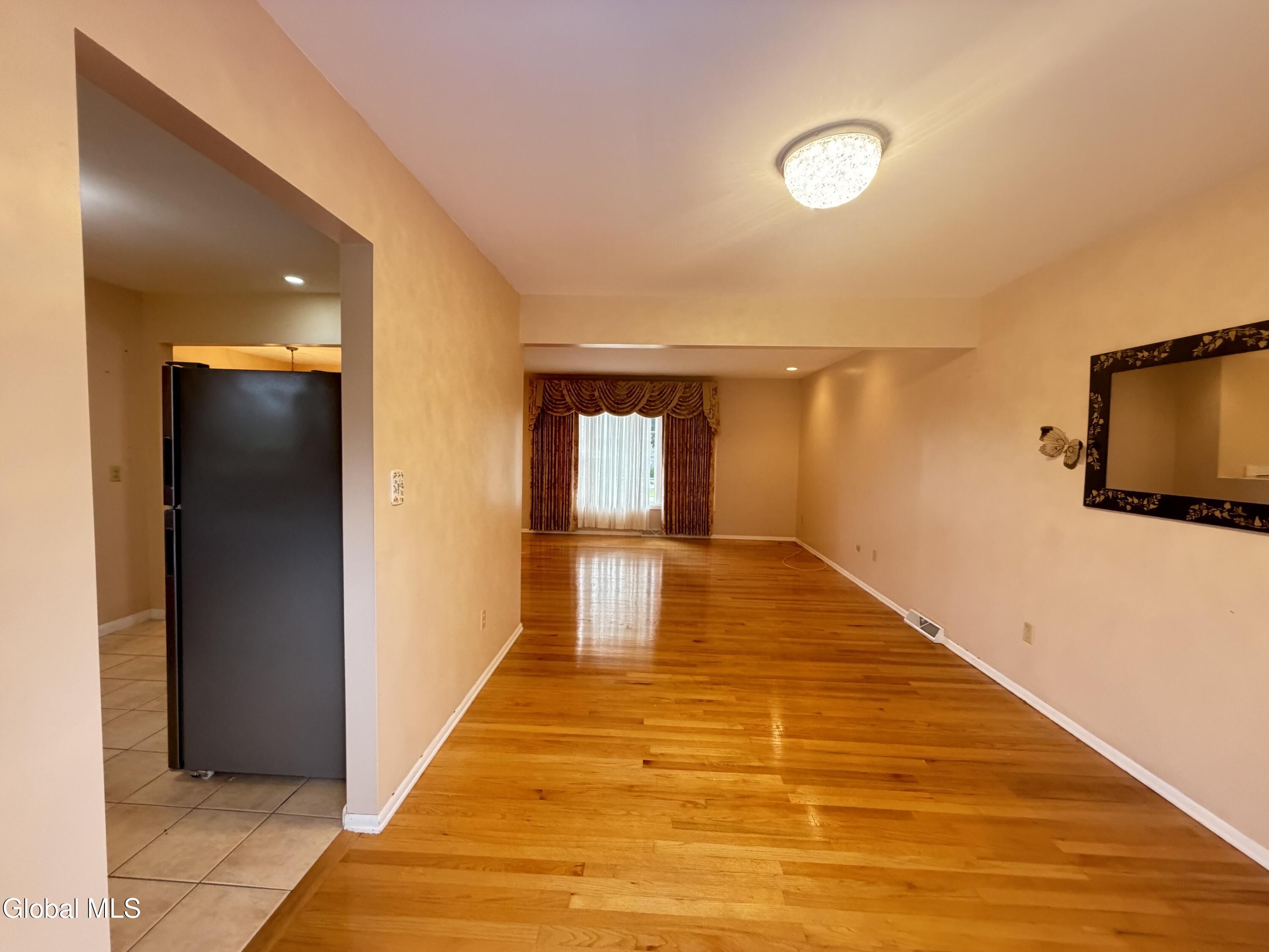 4 Nicholas Drive Albany NY 12205