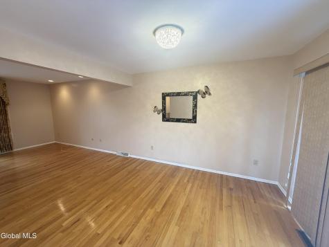 4 Nicholas Drive Albany NY 12205