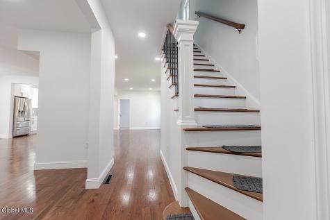 1659 Lenox Road Schenectady NY 12308