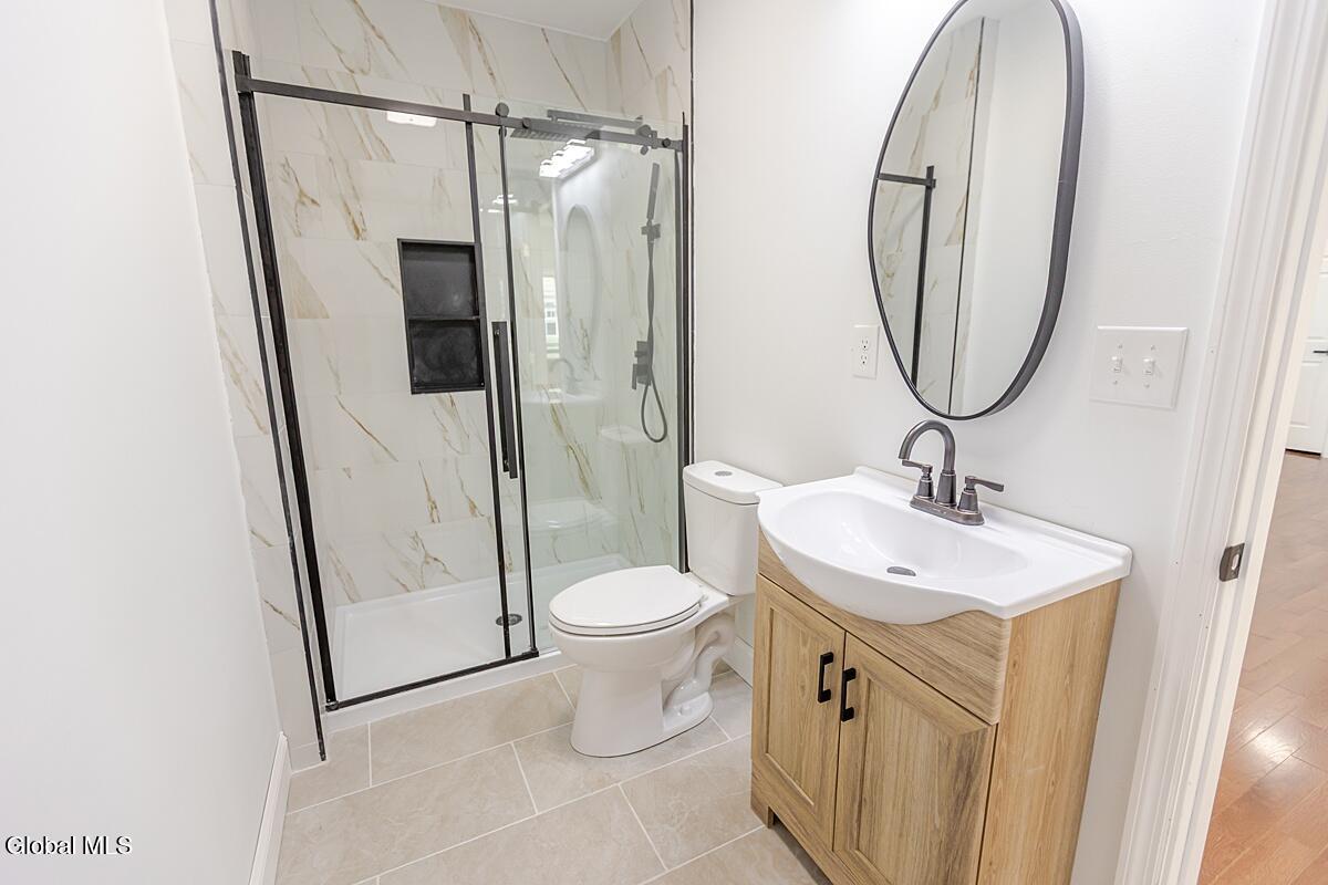 1659 Lenox Road Schenectady NY 12308