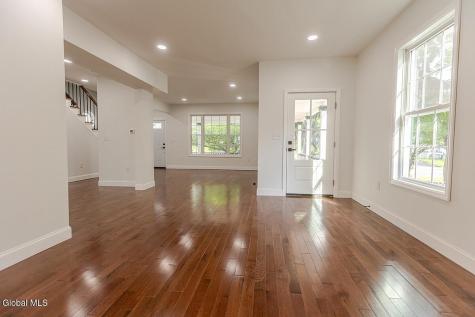 1659 Lenox Road Schenectady NY 12308