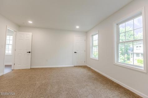 1659 Lenox Road Schenectady NY 12308