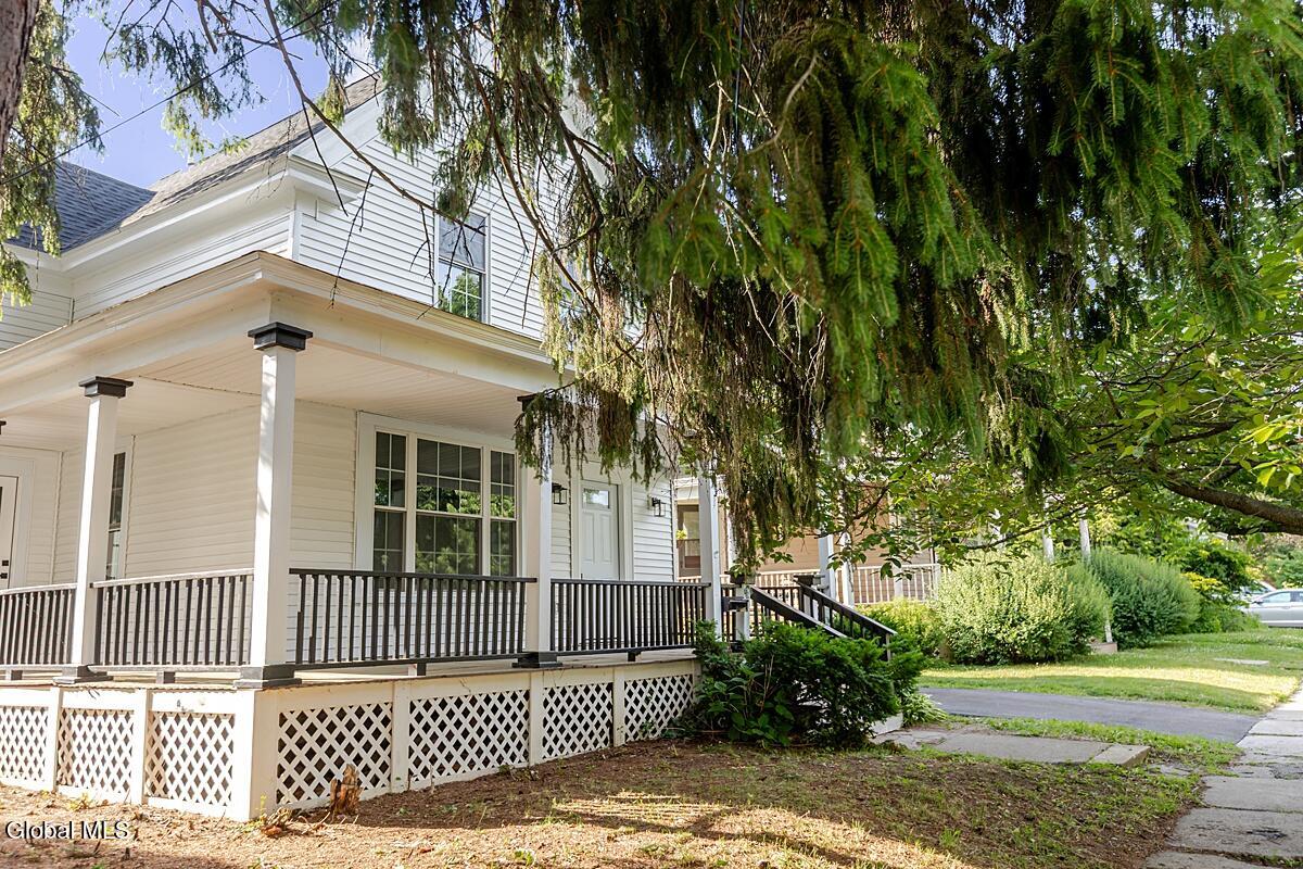 1659 Lenox Road Schenectady NY 12308