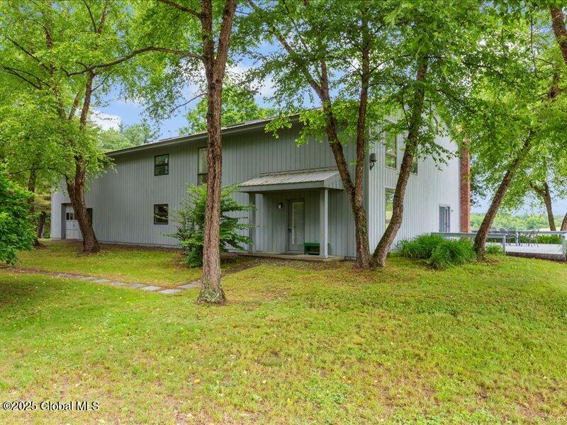 107 Hosey Russell Road Buskirk NY 12028