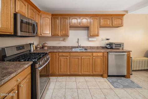 122 Snowden Avenue Schenectady NY 12304