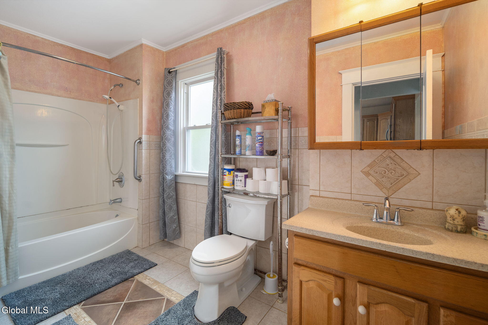 122 Snowden Avenue Schenectady NY 12304