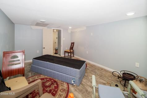 122 Snowden Avenue Schenectady NY 12304