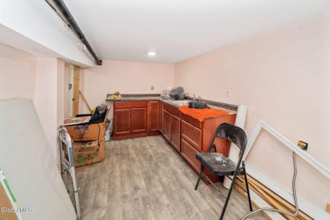 122 Snowden Avenue Schenectady NY 12304