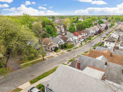 122 Snowden Avenue Schenectady NY 12304