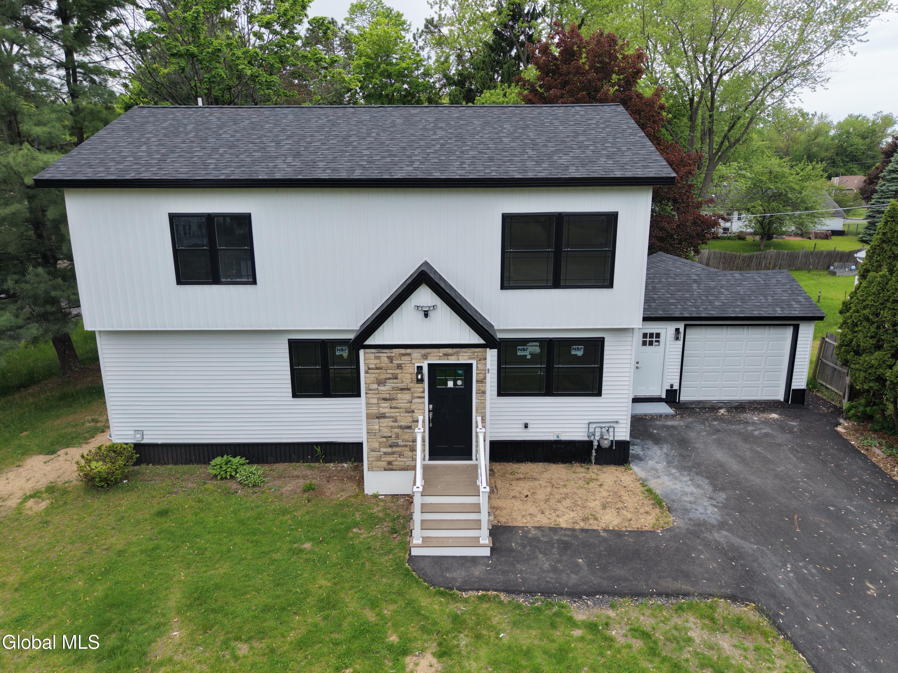 9 Alva Drive Latham NY 12110