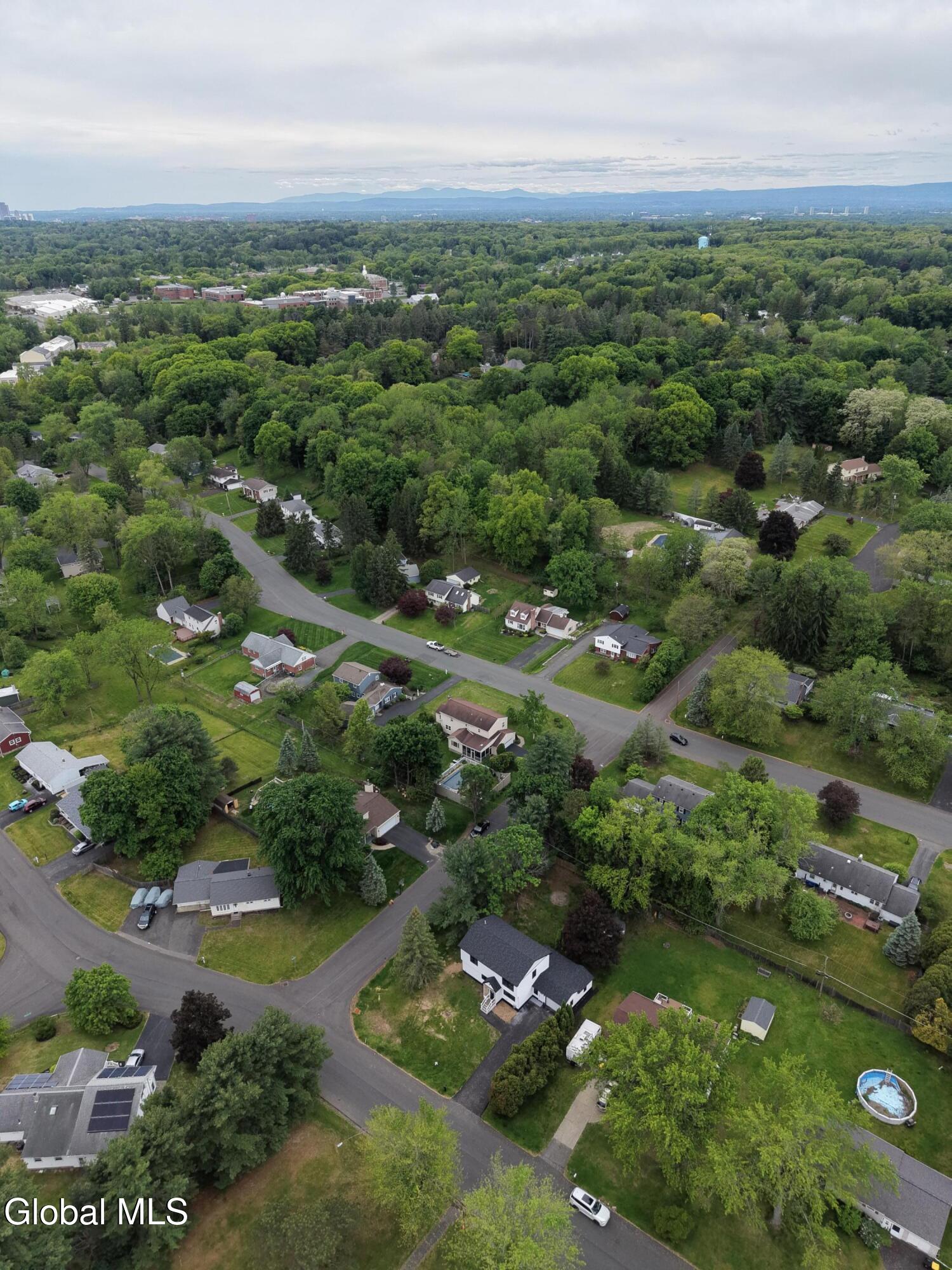9 Alva Drive Latham NY 12110