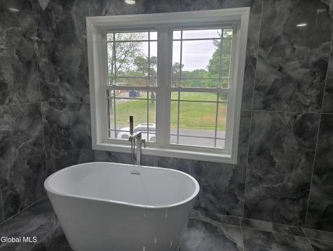 9 Alva Drive Latham NY 12110