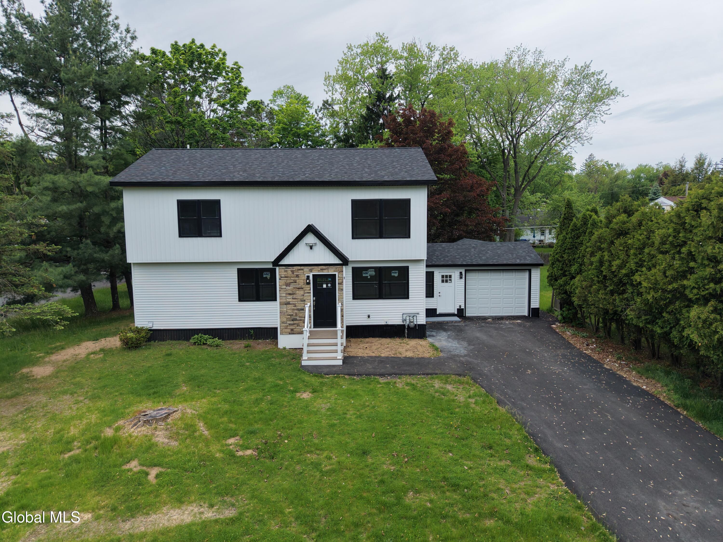 9 Alva Drive Latham NY 12110