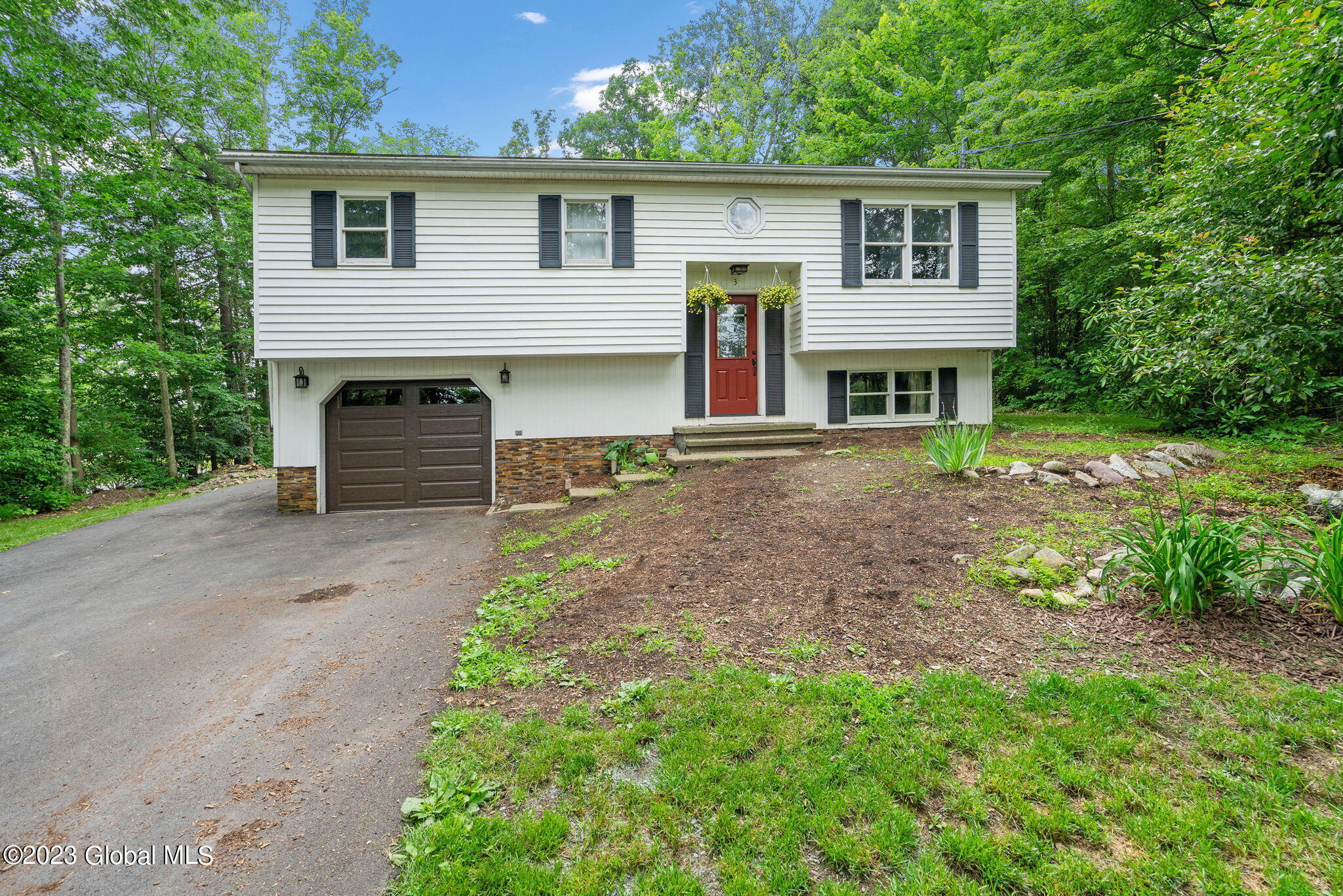 3 Breezedale Drive Averill Park NY 12018