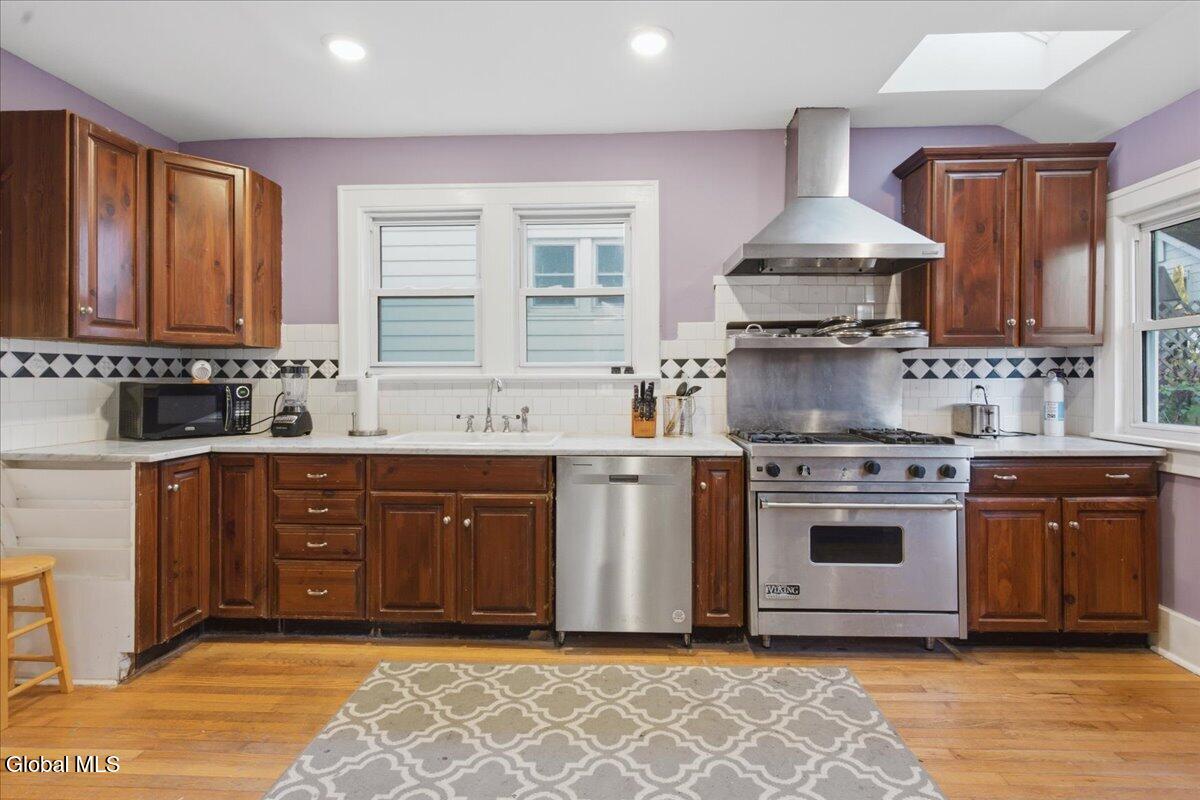 2 Sampson Avenue Troy NY 12180