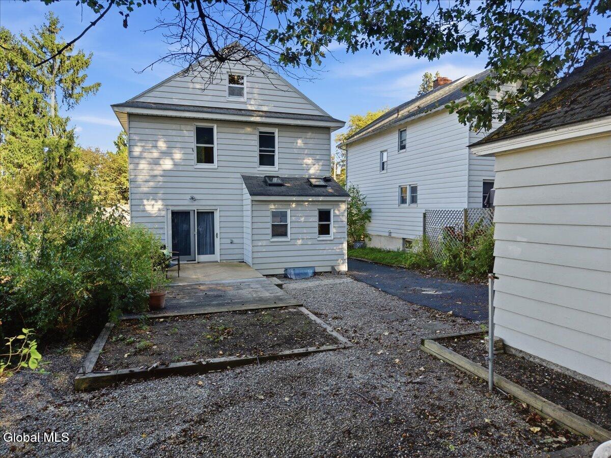 2 Sampson Avenue Troy NY 12180