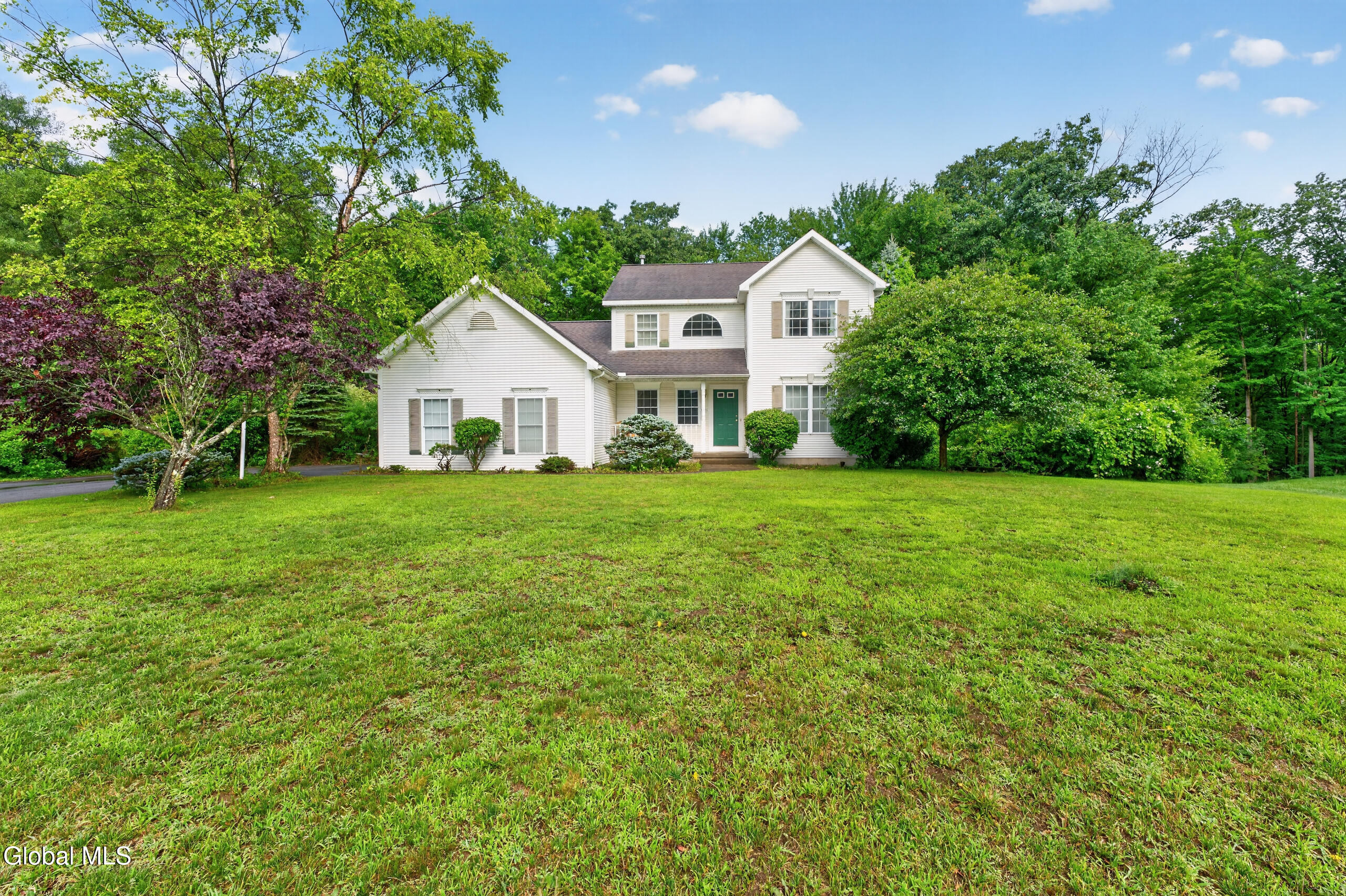 1131 Clute Crest Lane Niskayuna NY 12309
