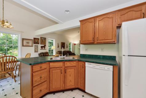 1131 Clute Crest Lane Niskayuna NY 12309
